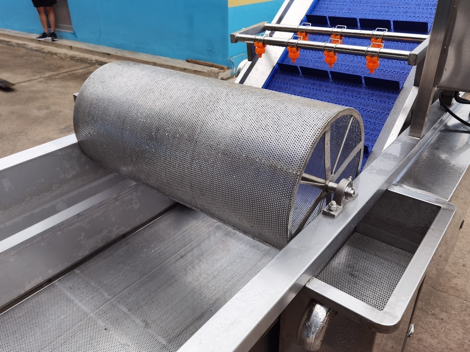 Continuous Bubble Vegetable Washer — HUIYILAI